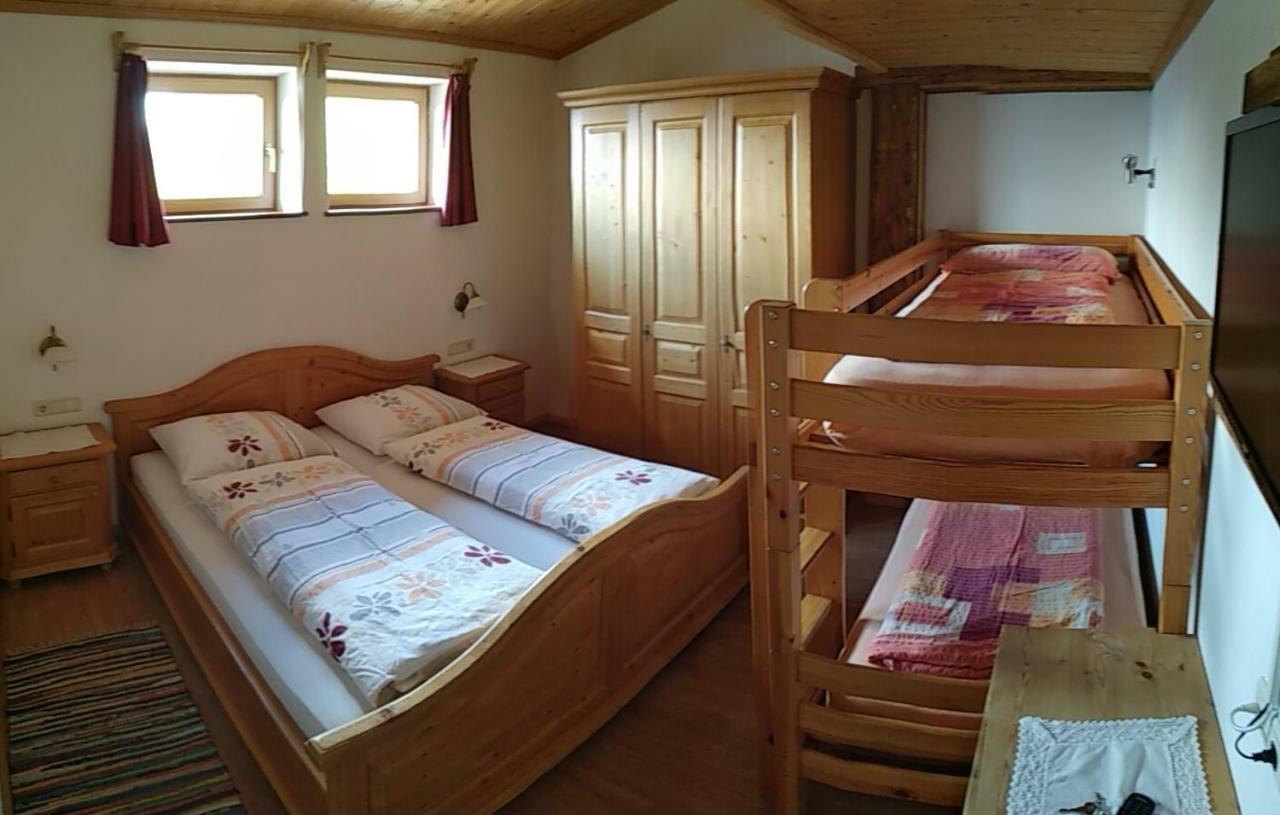 Naschthof Apartment Dobbiaco Ngoại thất bức ảnh