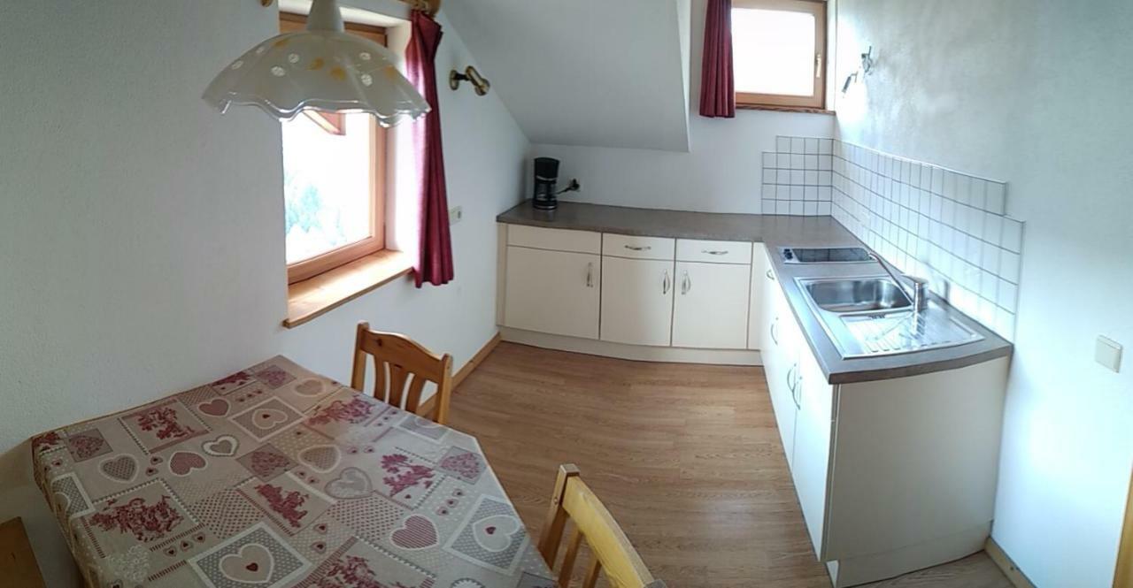 Naschthof Apartment Dobbiaco Ngoại thất bức ảnh